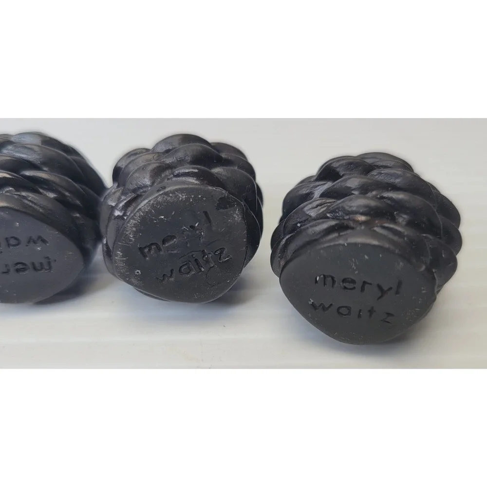 Crate & Barrel Meryl Waitz Place Card Holders 4‎ Pack Pinecones Tablescape NEW